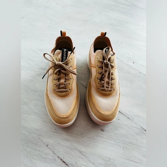 Sorel Ona 503 Low Top Platform Sneaker White Peach/ Nova Sand Size 7 NWOT $125 - Picture 2 of 15